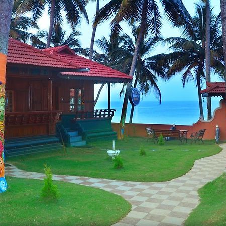 Black Beach Resort Varkala Eksteriør billede