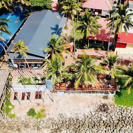 Black Beach Resort Varkala Eksteriør billede