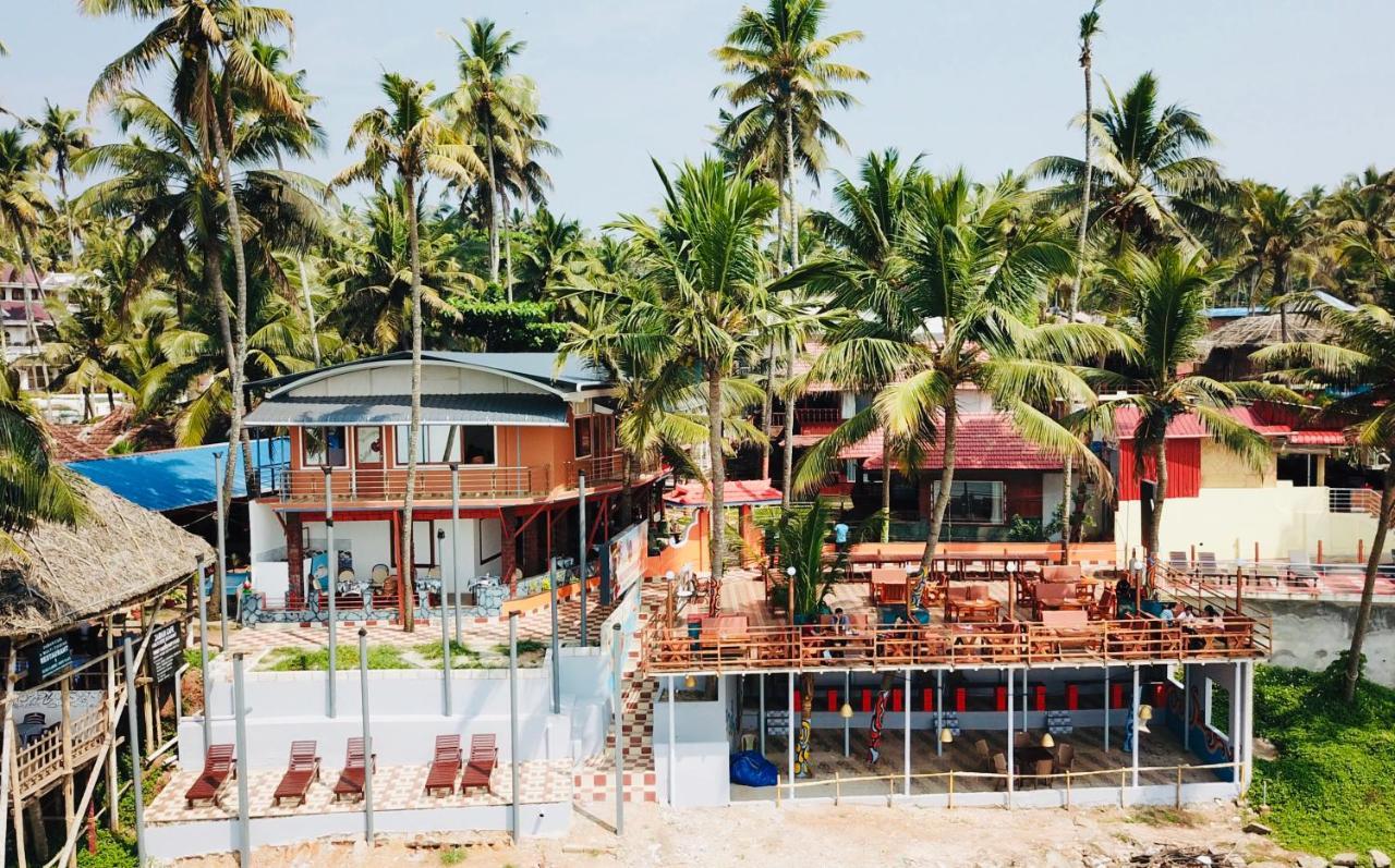 Black Beach Resort Varkala Eksteriør billede