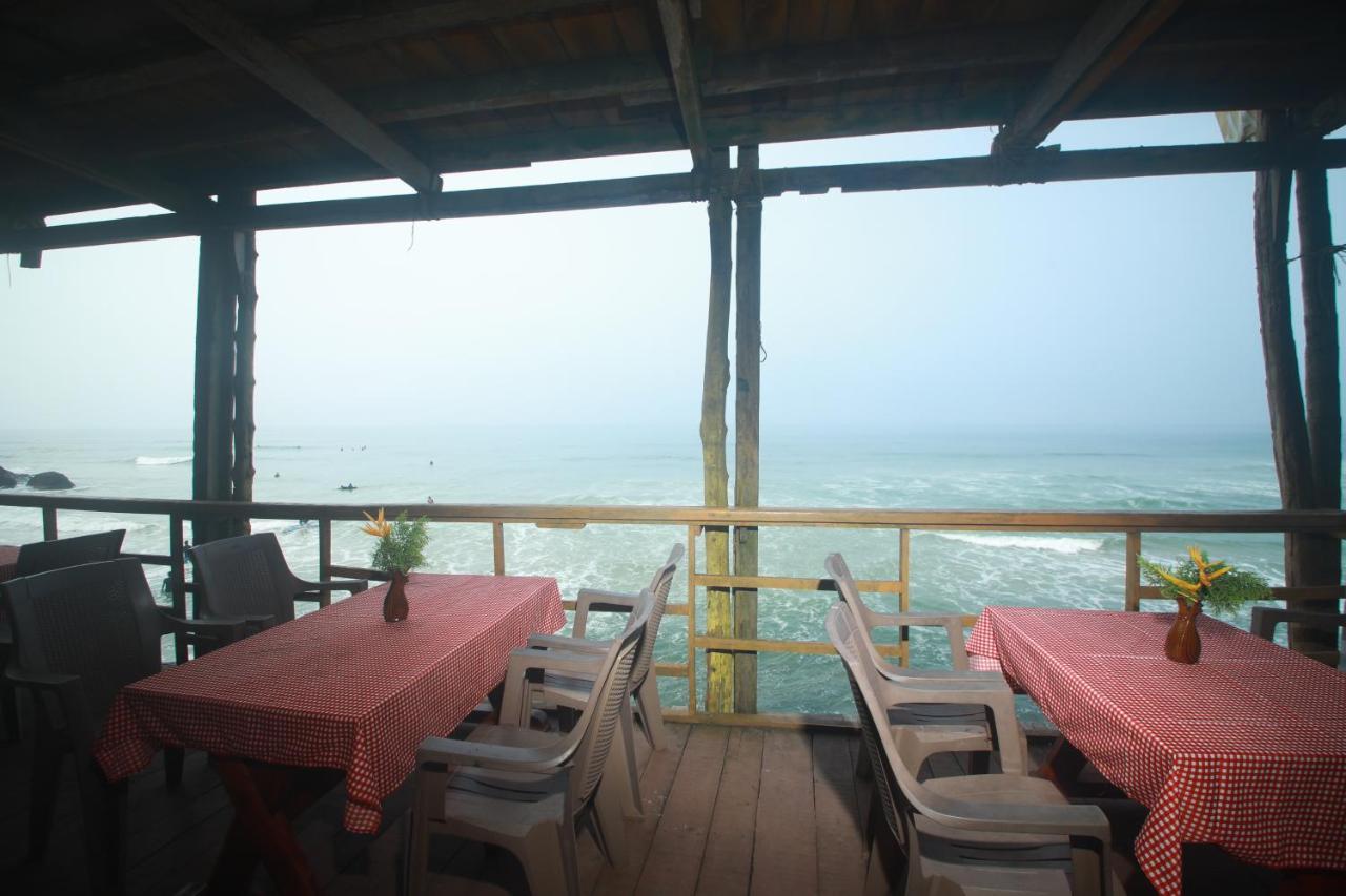 Black Beach Resort Varkala Eksteriør billede