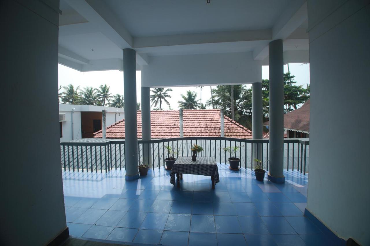 Black Beach Resort Varkala Eksteriør billede