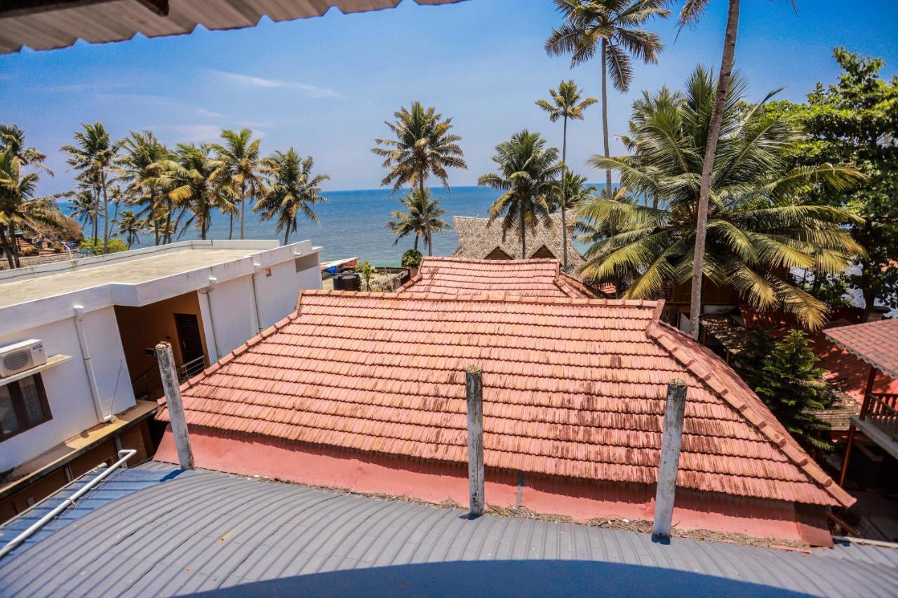 Black Beach Resort Varkala Eksteriør billede
