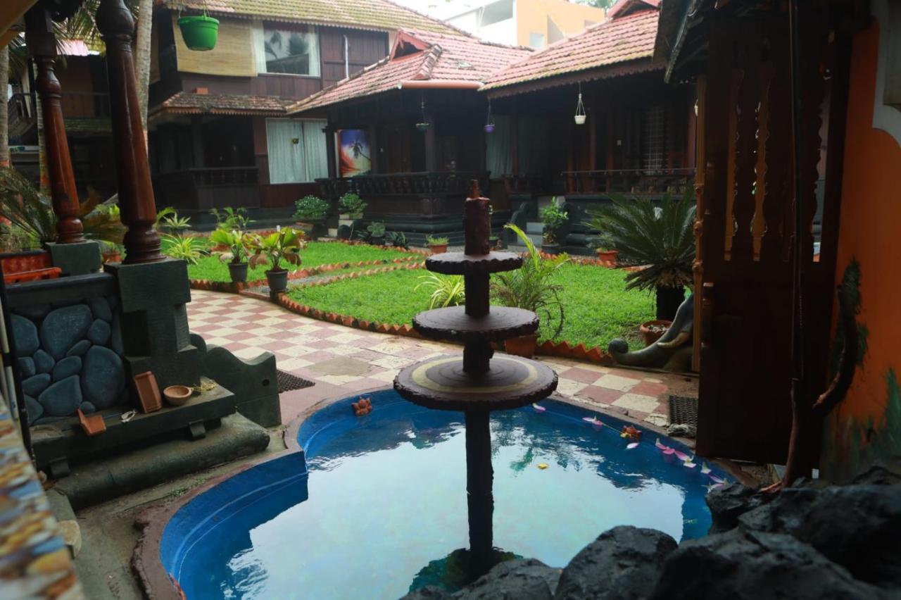 Black Beach Resort Varkala Eksteriør billede