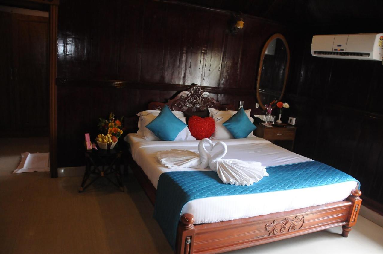 Black Beach Resort Varkala Eksteriør billede