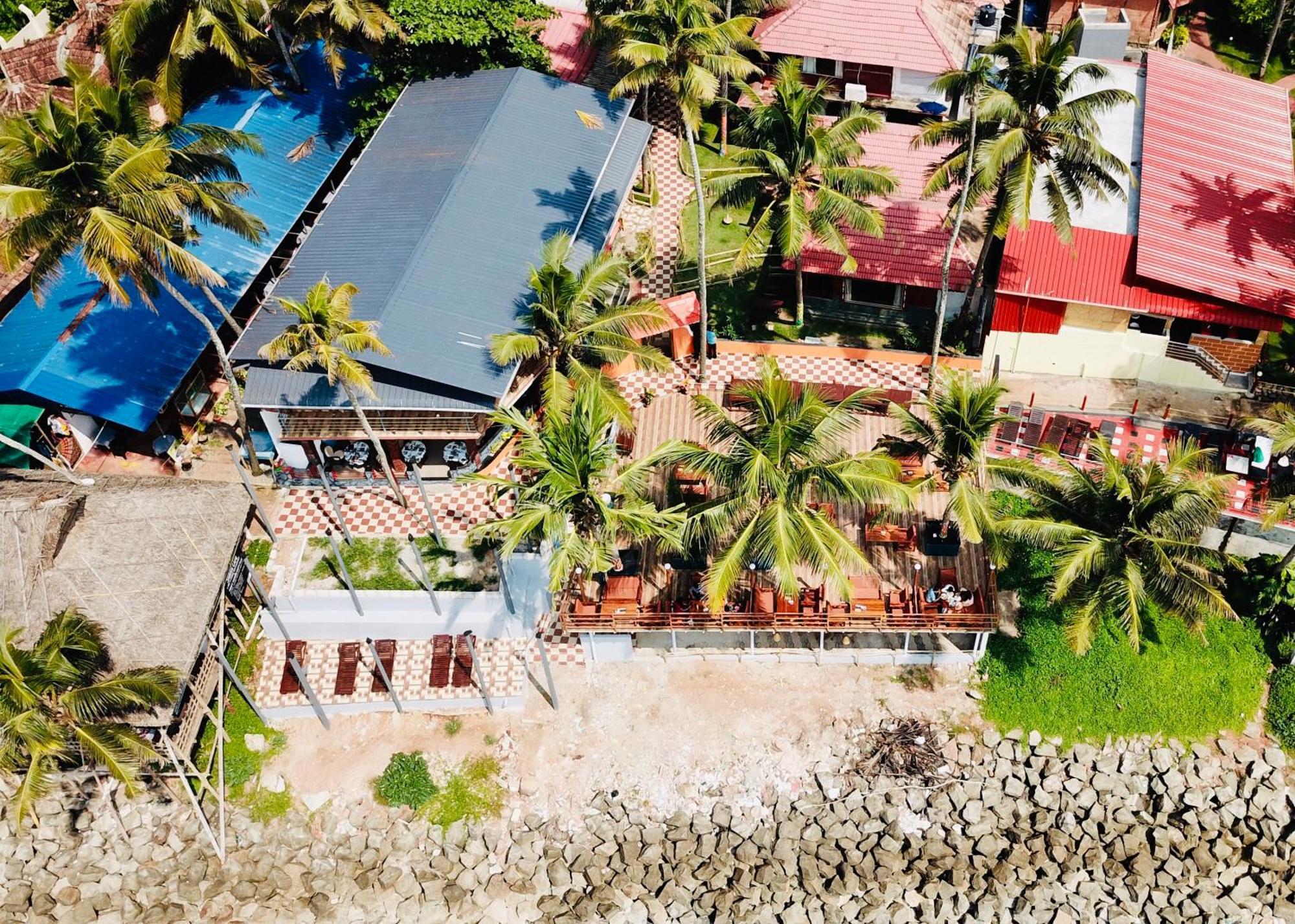 Black Beach Resort Varkala Eksteriør billede