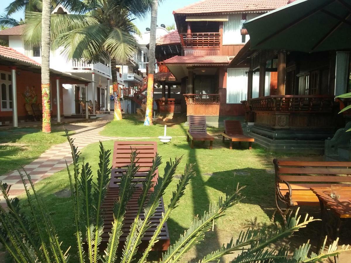 Black Beach Resort Varkala Eksteriør billede
